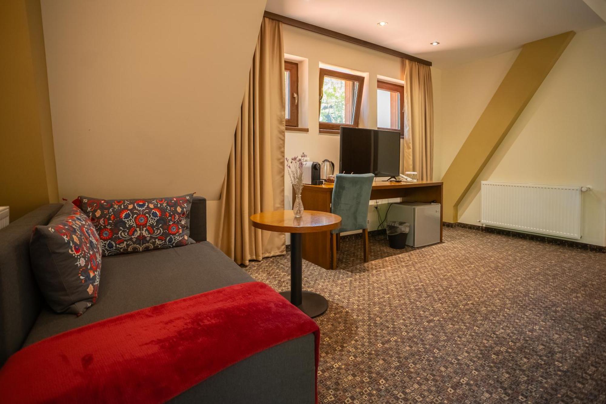 Opus Villa Sinaia Exterior foto A typical room at the hotel